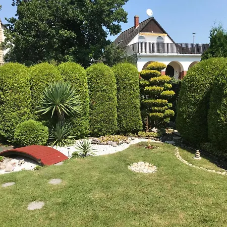 Nyaralo Japankerttel - With Japanese Garden * Balatonmáriafürdő