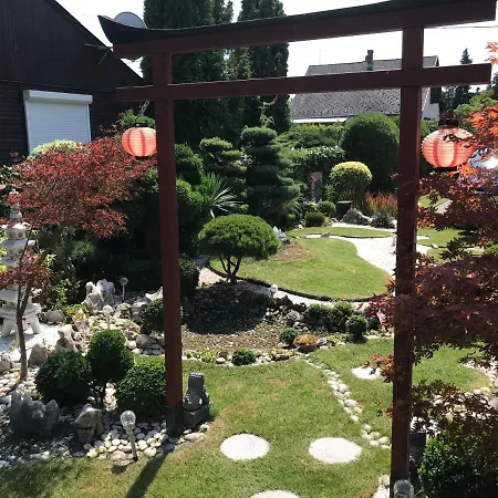 Nyaralo Japankerttel - With Japanese Garden Balatonmariafurdo