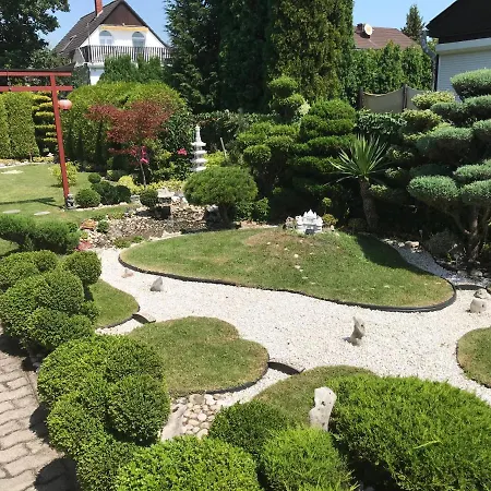 Nyaralo Japankerttel - With Japanese Garden Holiday home