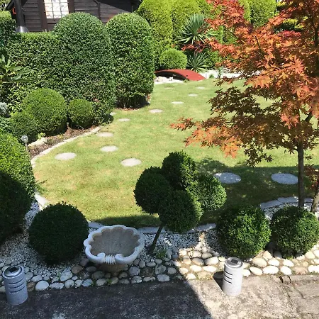 Tatil Evi Nyaralo Japankerttel - With Japanese Garden Balatonmáriafürdő