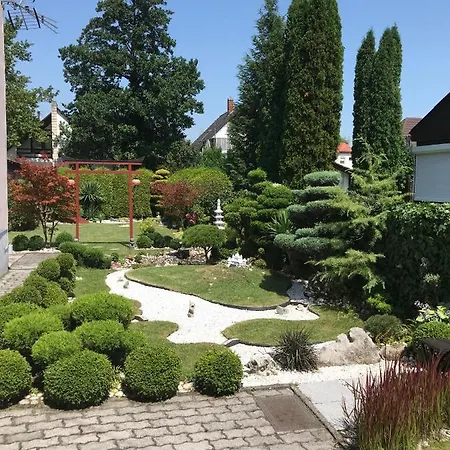Nyaralo Japankerttel - With Japanese Garden Holiday home Balatonmariafurdo