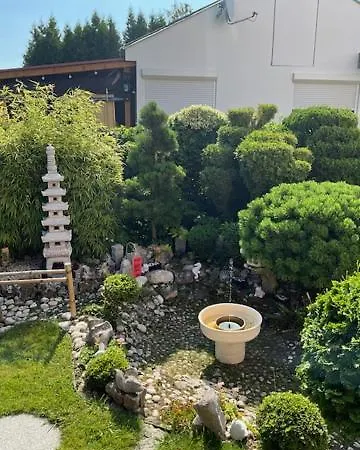 Nyaralo Japankerttel - With Japanese Garden *