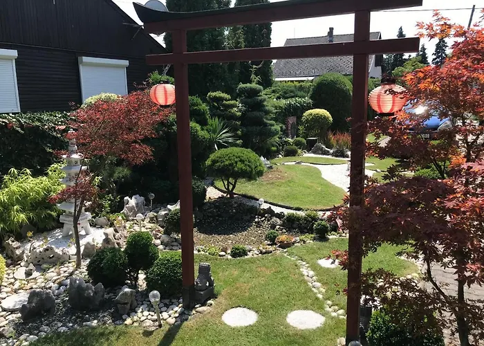 Nyaralo Japankerttel - With Japanese Garden Balatonmáriafürdő