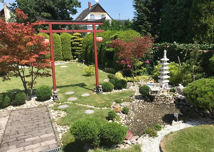 Nyaralo Japankerttel - With Japanese Garden 펜션