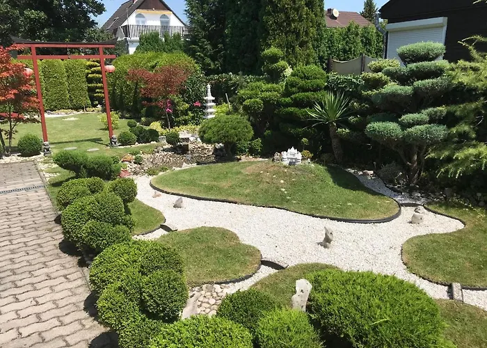 Nyaralo Japankerttel - With Japanese Garden Prázdninový dům