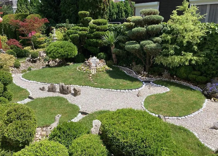 Vakantiehuis Nyaralo Japankerttel - With Japanese Garden
